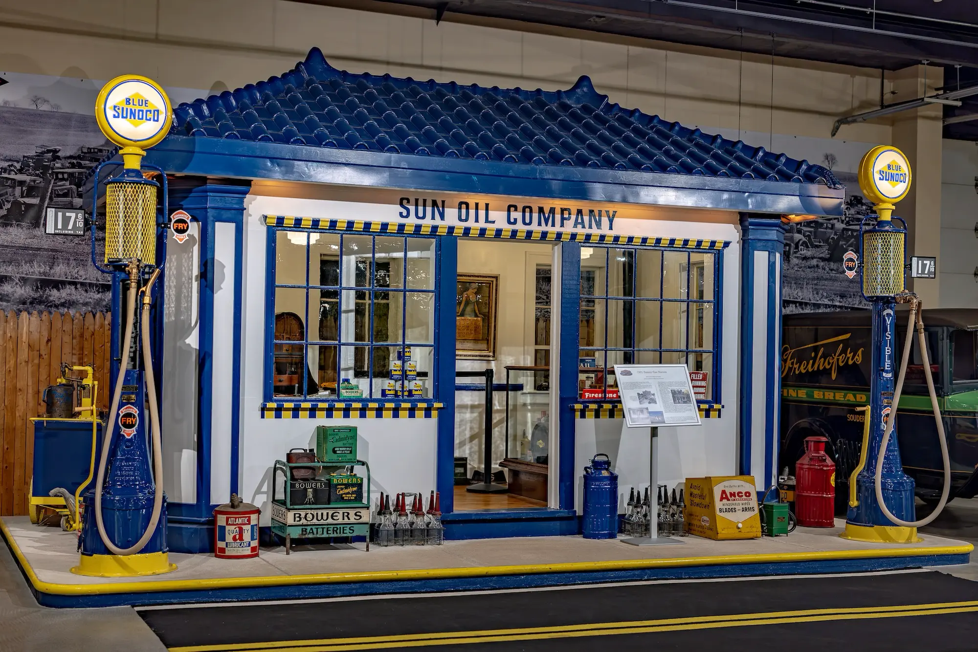 1921 Sunoco Gas Station