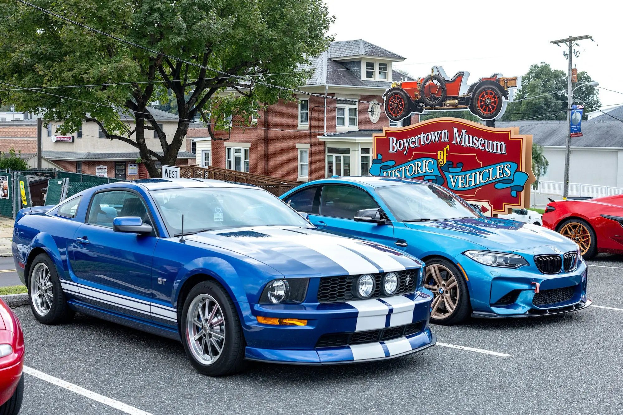 Cruise-in Car Clubs